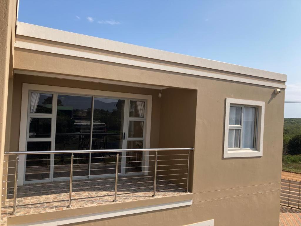 Elim Self Catering Apartment Fisherhaven Exterior photo